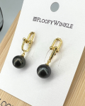 FloofyWinkle Astounding Tahitian Seawater Pearl Chain Stud (Gold)c