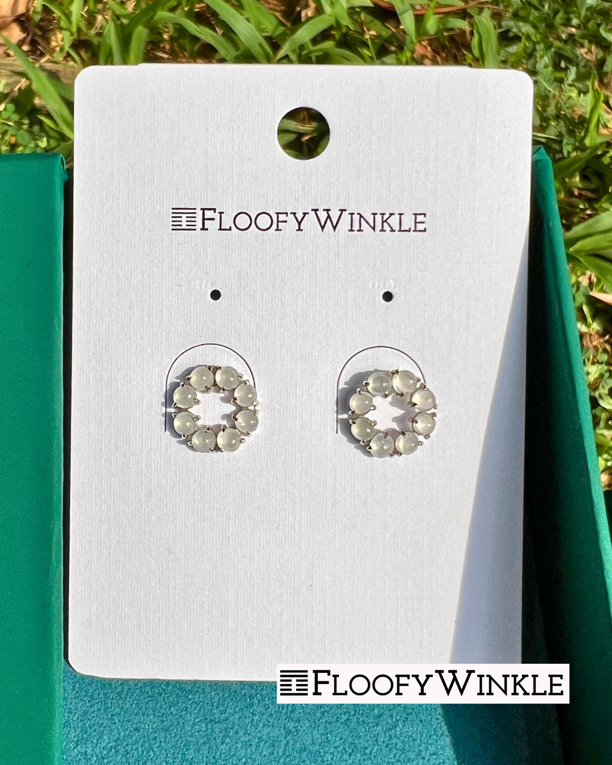 FloofyWinkle Ivy 16 Piece Ring Ice Jadeite Earrings A