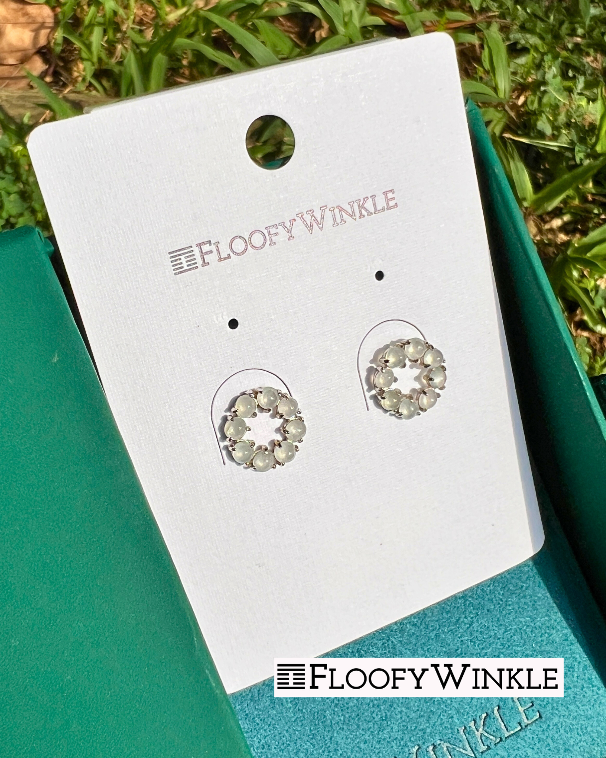 FloofyWinkle Ivy 16 Piece Ring Ice Jadeite Earrings B