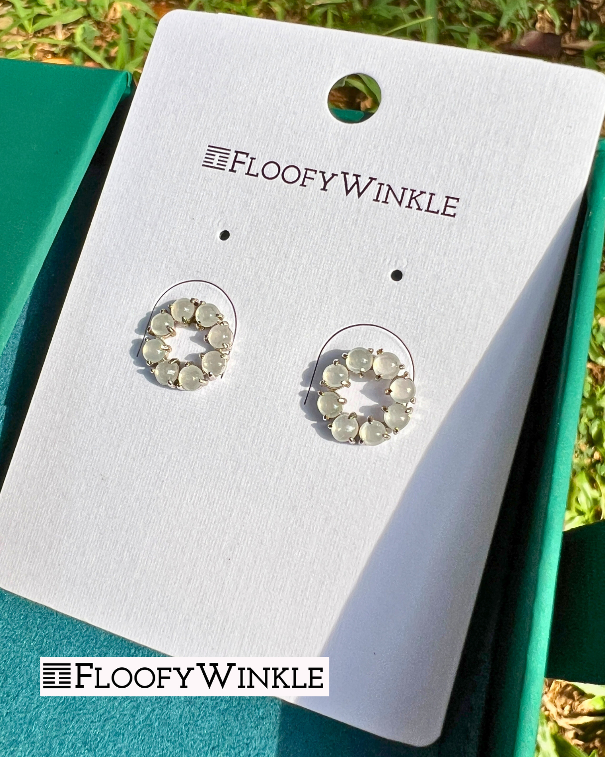 FloofyWinkle Ivy 16 Piece Ring Ice Jadeite Earrings C